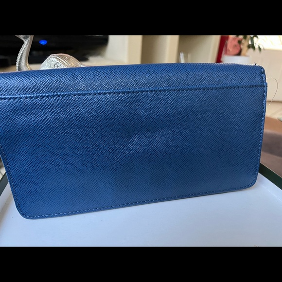 Ivanka Trump preppy blue clutch gold hardware with cream& gold stripes - Picture 2 of 8